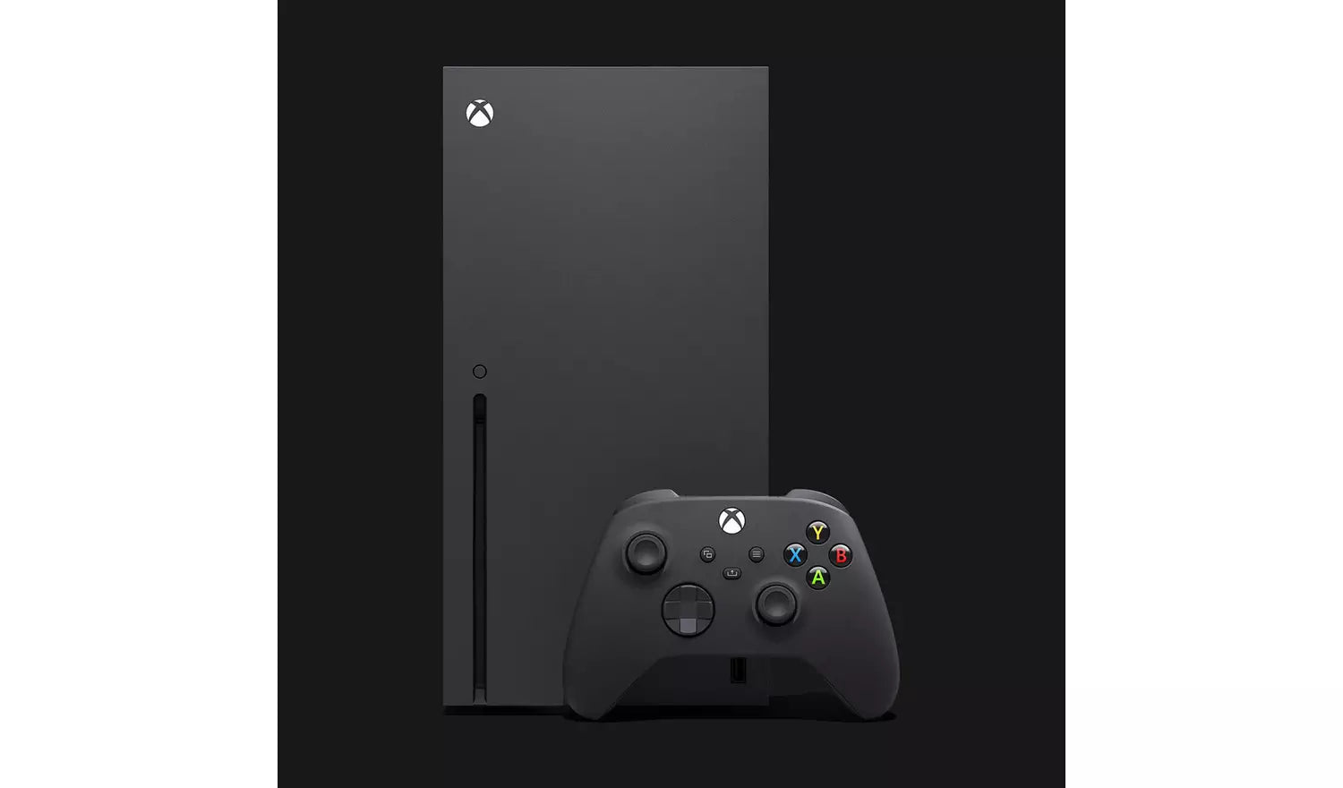 Xbox Series X console in donker, met zwarte gamecontroller vooraan